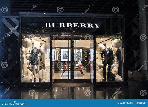 burberry crown store|where is Burberry located.